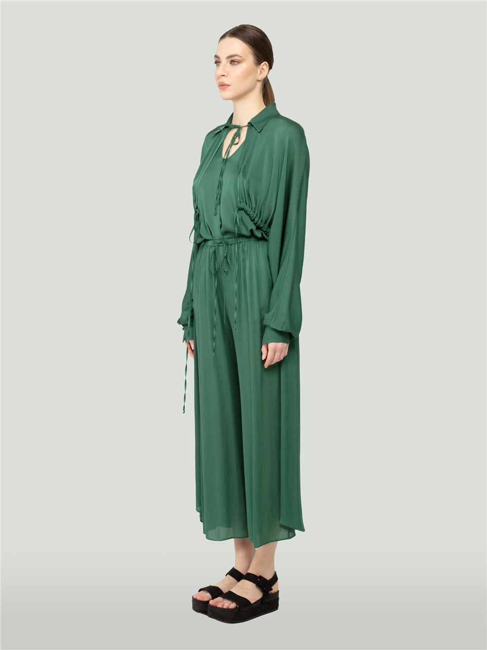 QS2242002-Lace-Up Green Trousers-BAQA