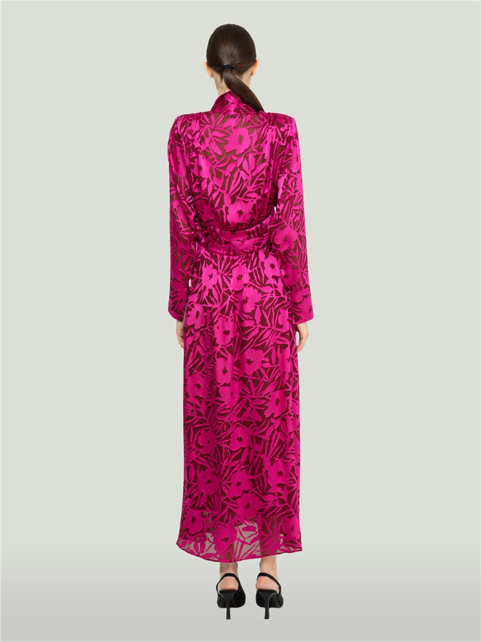 QS2245090-Fular Detaylı Desenli Elbise-BAQA